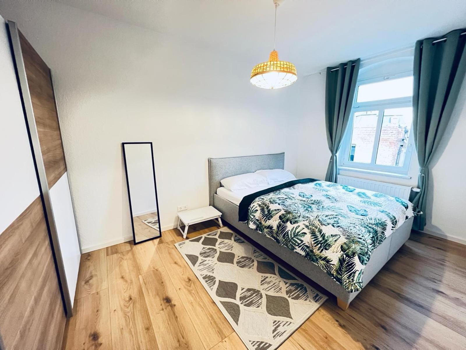 Twenty Five Apartment Bei Dresden - Free Parking, Massage-Stuhl, Netflix & Coffee Machine Heidenau (Saxony) Exterior photo