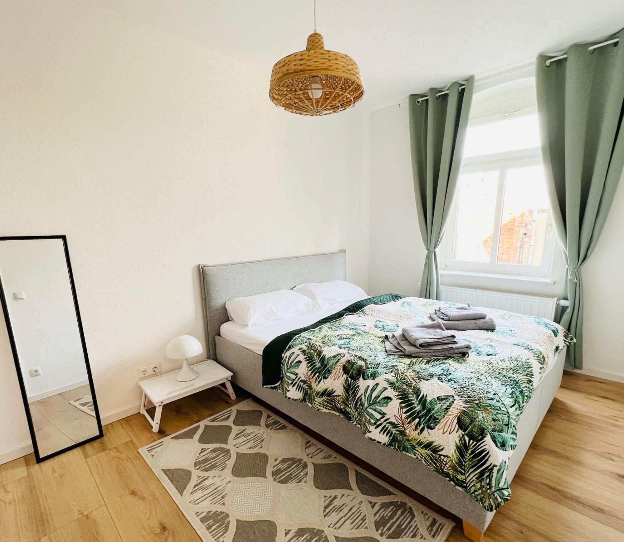 Twenty Five Apartment Bei Dresden - Free Parking, Netflix & Coffee Machine Heidenau  Exterior photo
